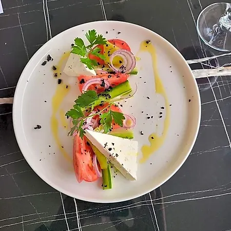Meatsa Κάρτζαλι